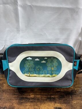 Retro Style 70’sUp Blue Scenic Print Shoulder Bag with Teal Trim